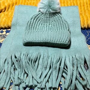 Elegant Teal Knit Scarf and Hat Set